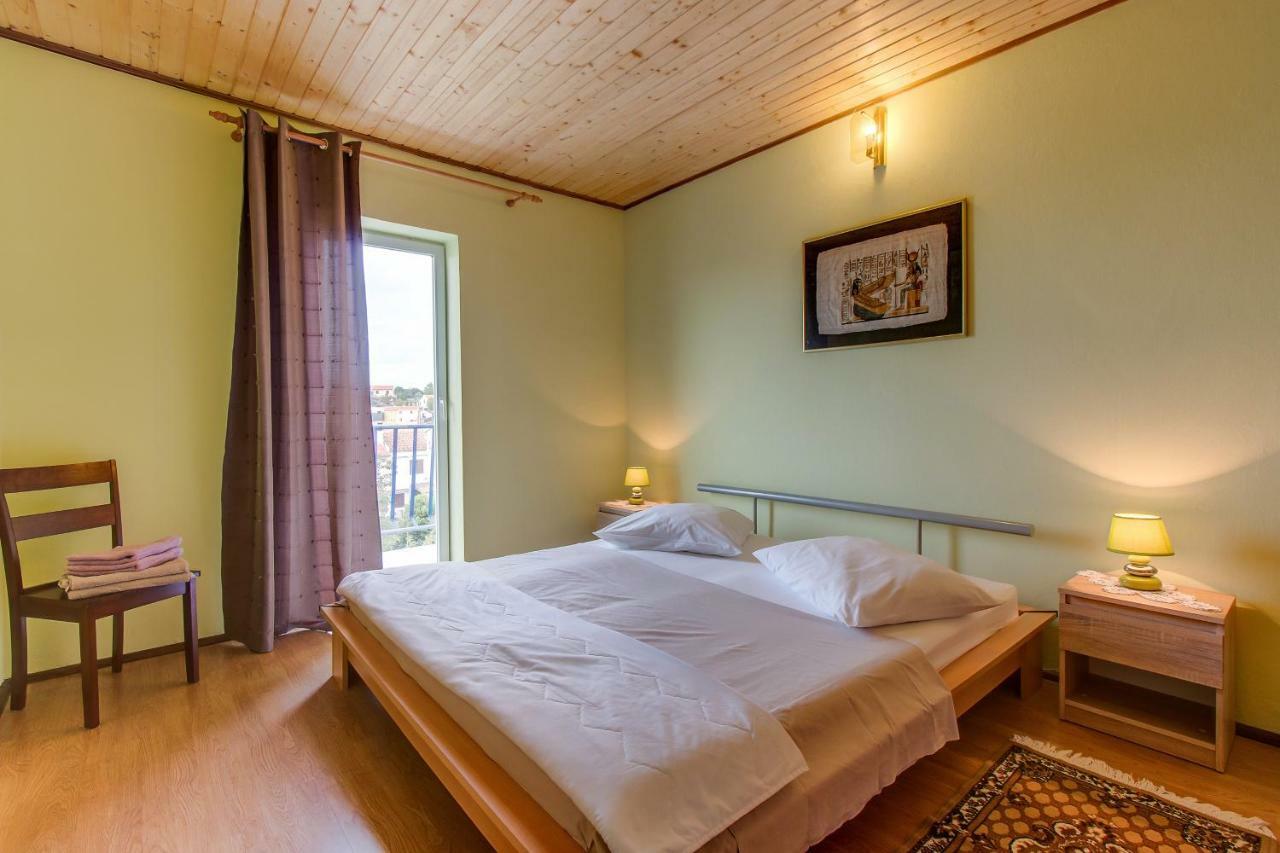Apartment Malvina Mali Lošinj Εξωτερικό φωτογραφία
